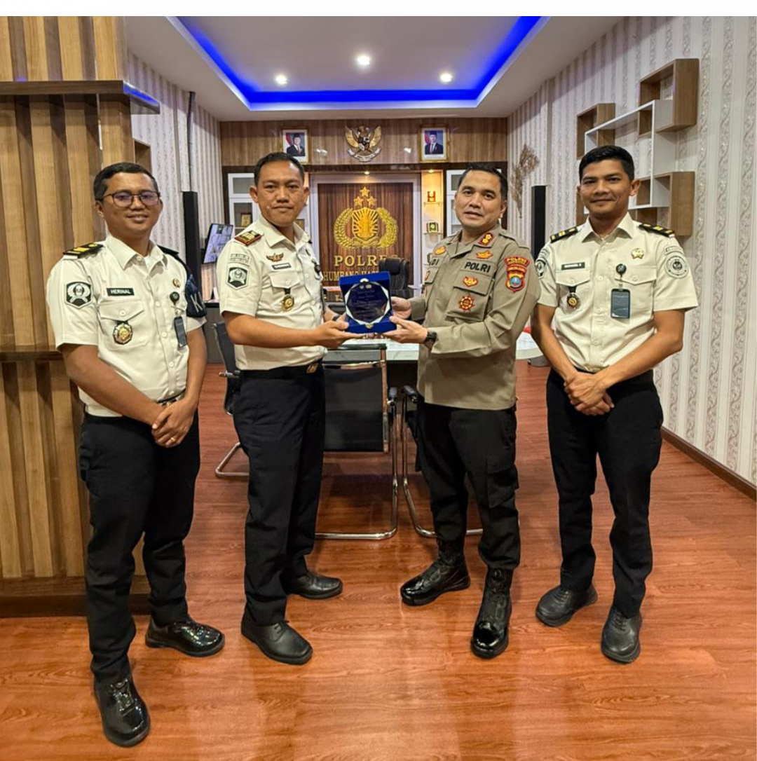 SINERGI ANTAR PENEGAK HUKUM, KARUTAN HUMBAHAS KUNJUNGI POLRES HUMBANG HASUNDUTAN